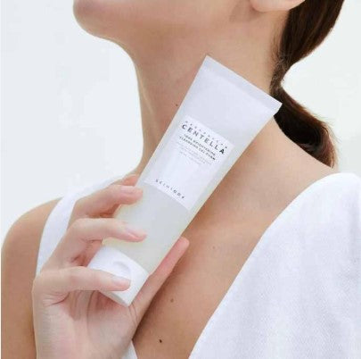 Skin1004 - Madagascar Centella Tone Brightening Cleansing Gel Foam 125ml