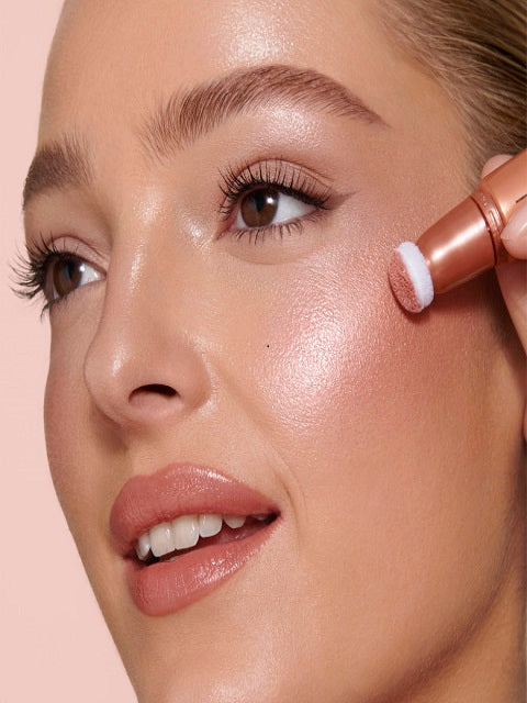 CHARLOTTE TILBURY BEAUTY LIGHT WAND PEACHGASM HIGHLIGHTER BLUSH